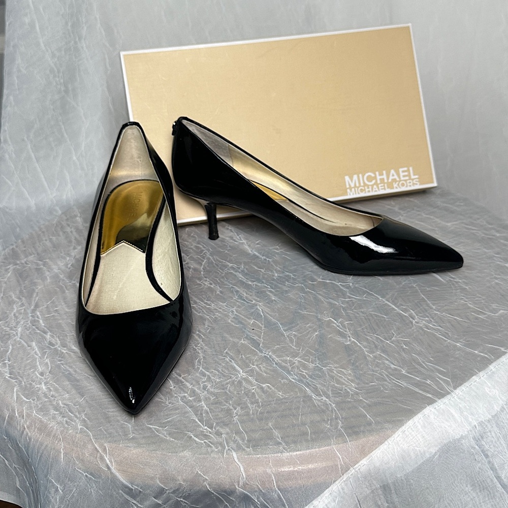 Michael Kors MK Flex Kitten High Heels Black Patent Leather Pumps | Sz 9